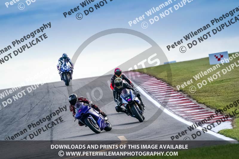 donington no limits trackday;donington park photographs;donington trackday photographs;no limits trackdays;peter wileman photography;trackday digital images;trackday photos
